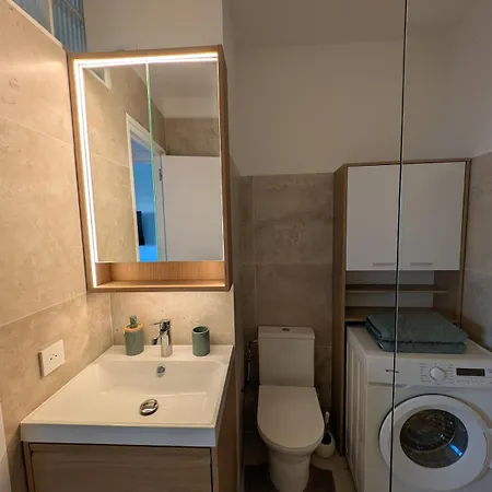 T2 Cosy Proche De - A 2 Min A Pied De La * Cagnes-sur-Mer