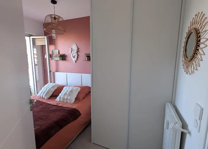 Lägenhet T2 Douillet Proche De - Acces A Pied *