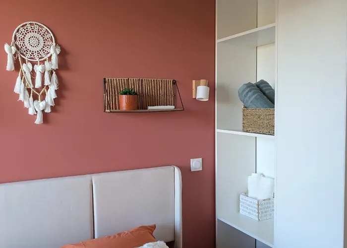 T2 Douillet Proche De - Acces A Pied *