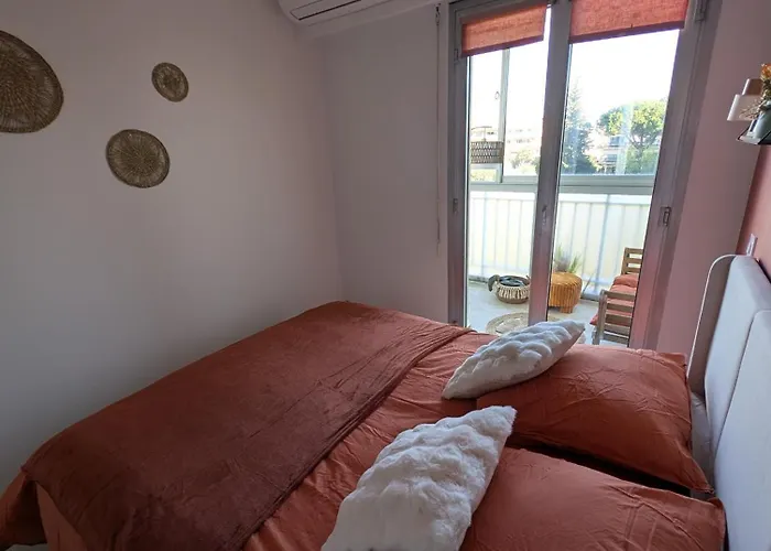 T2 Douillet Proche De - Acces A Pied Cagnes-sur-Mer