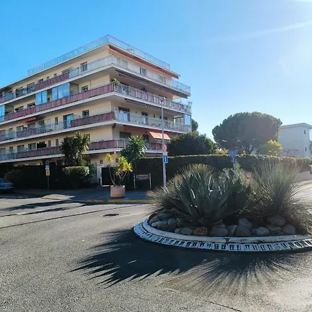 T2 Douillet Proche De - Acces A Pied *