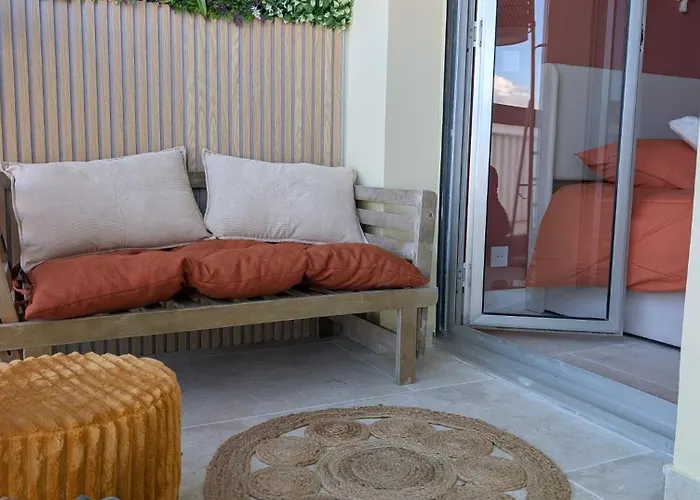 T2 Douillet Proche De - Acces A Pied